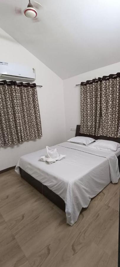 Rain Forest Resort 罗纳瓦拉 外观 照片